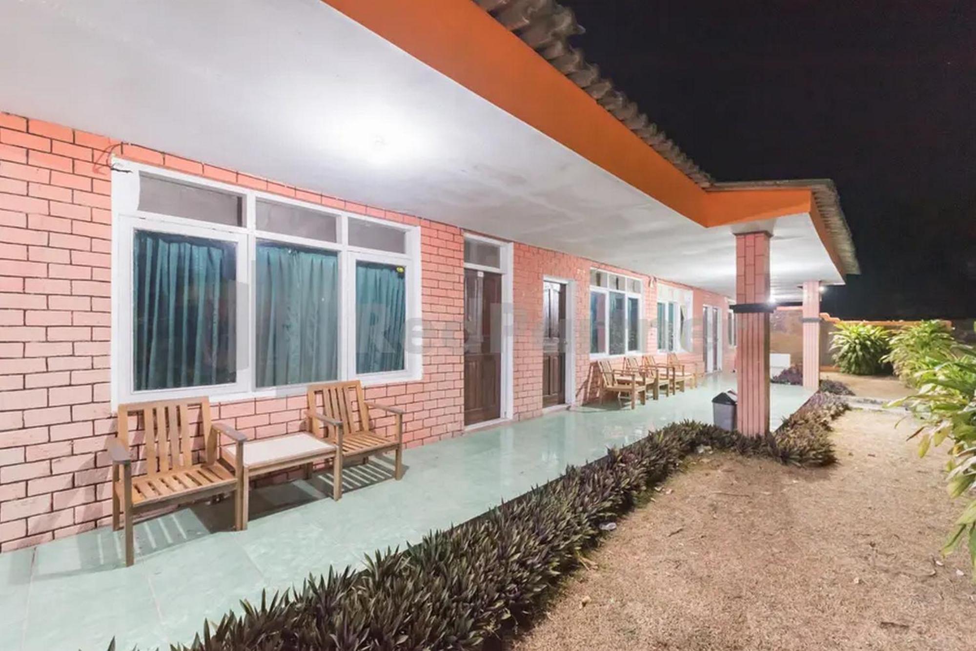 Hotel Linggarjati Near Natural Park Twa Linggarjati ภายนอก รูปภาพ