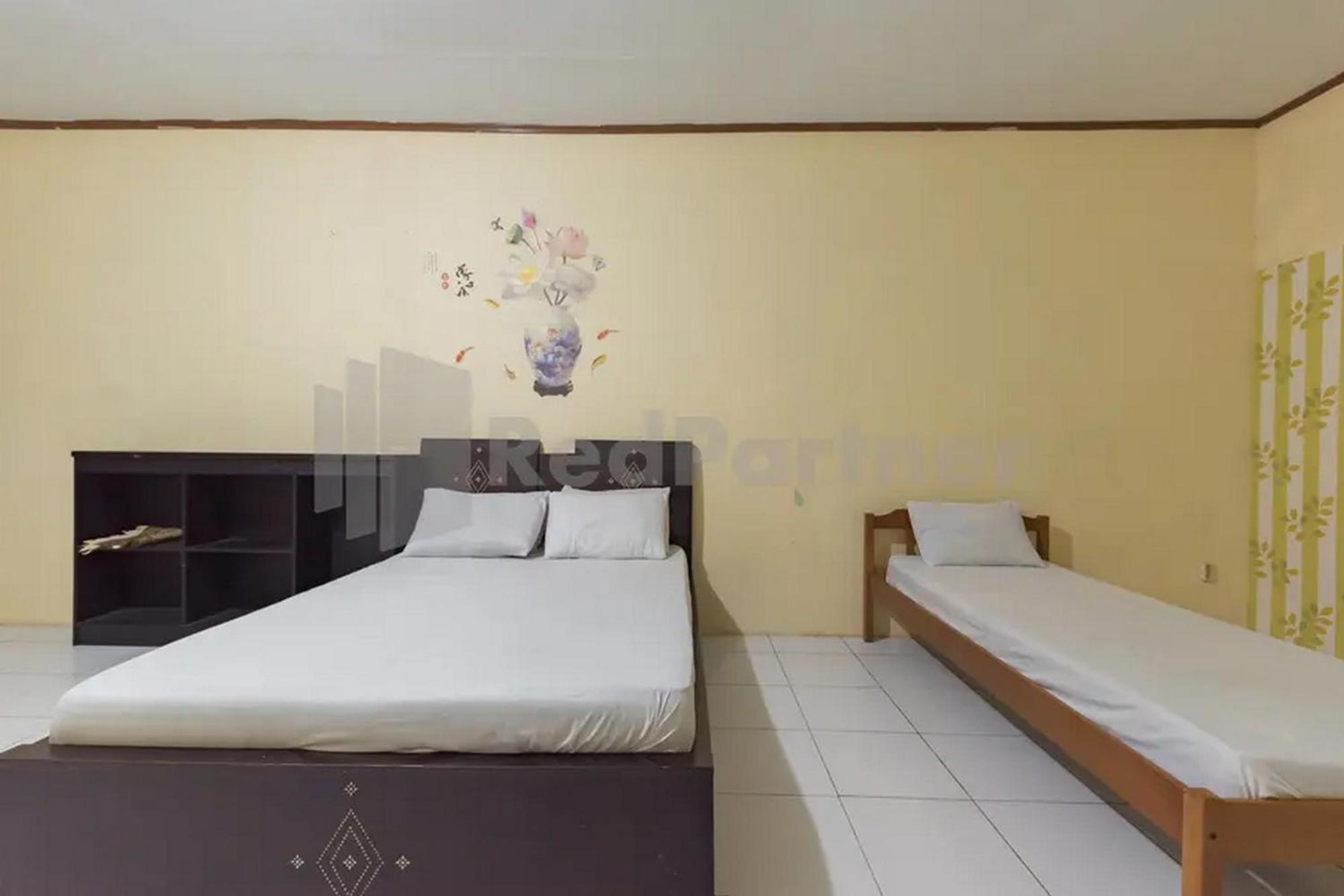 Hotel Linggarjati Near Natural Park Twa Linggarjati ภายนอก รูปภาพ